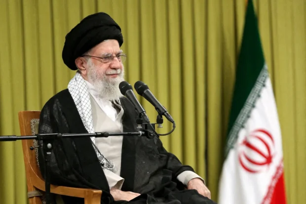 Trump Faces Iranian Defiance as Nuclear Talks Teeter on the Brink