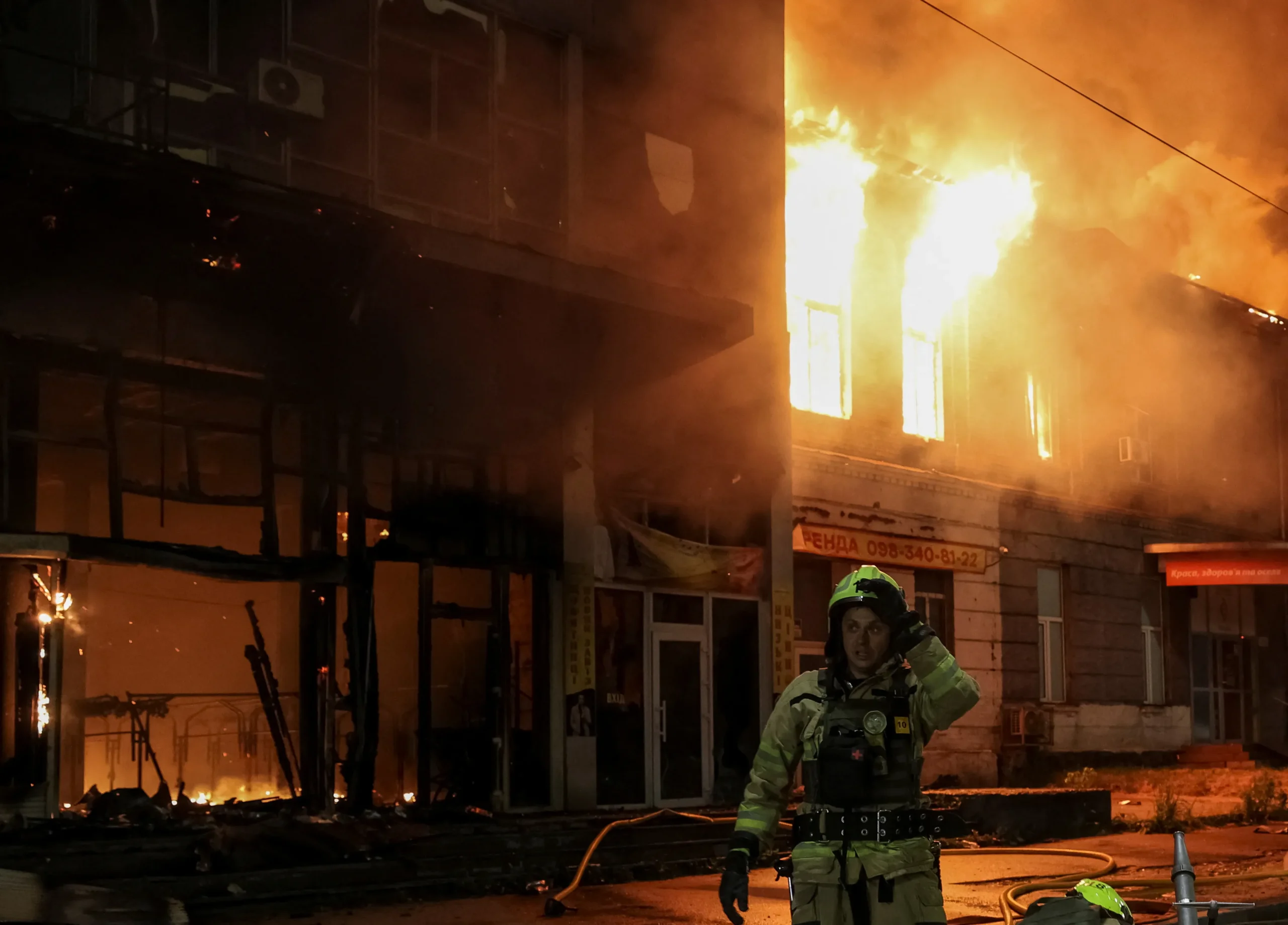 Massive Russian Strike Kills Four in Kyiv as Peace Talks Stall