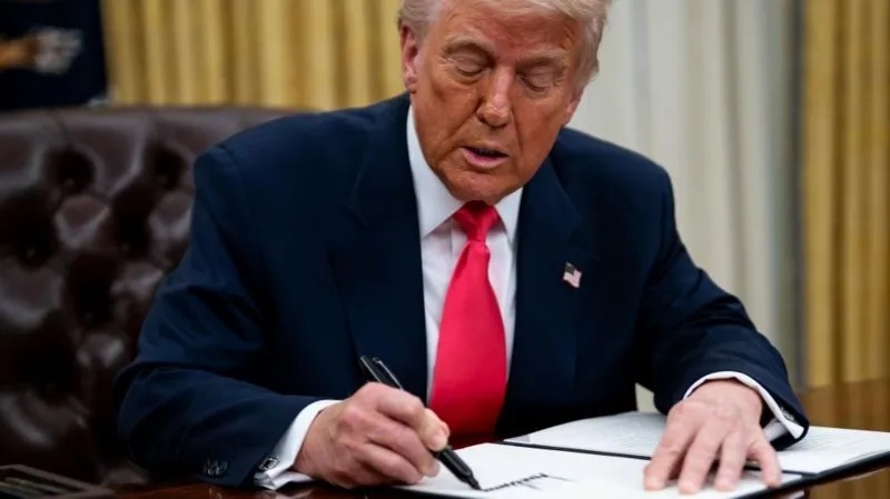 Trump Signs Limited UK Trade Deal But Steel Questions Remain