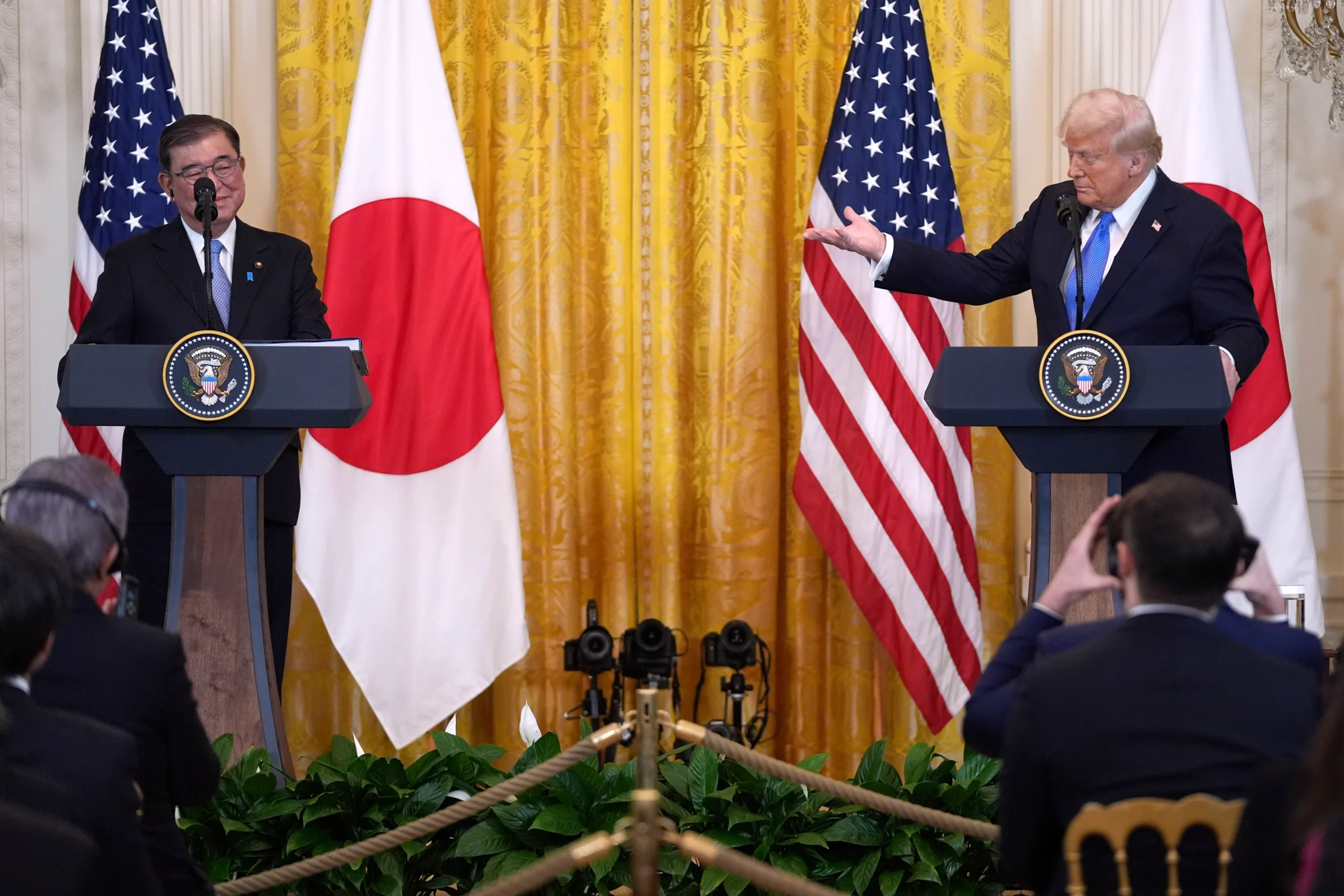 Trump Strikes Massive Japan Trade Deal Worth $550 Billion